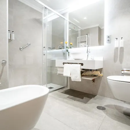 Aparto-Hotel Rosales Madrid Exterior photo