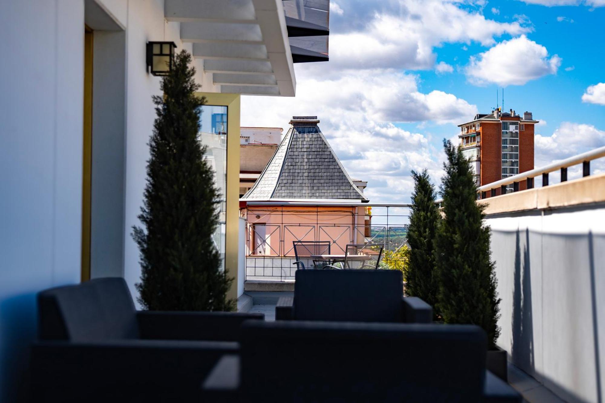 Aparto-hotel Rosales 3* Madri