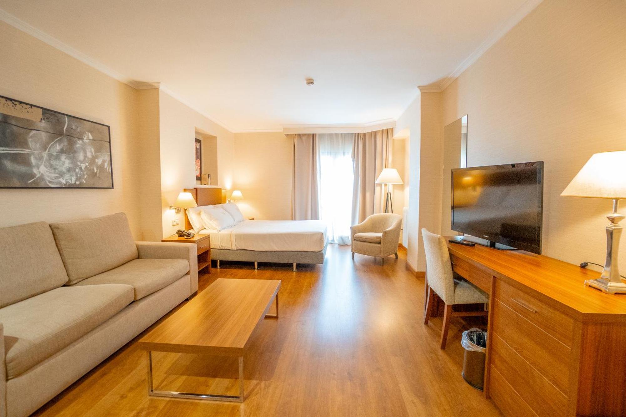 Aparto-hotel Rosales 3* Madri