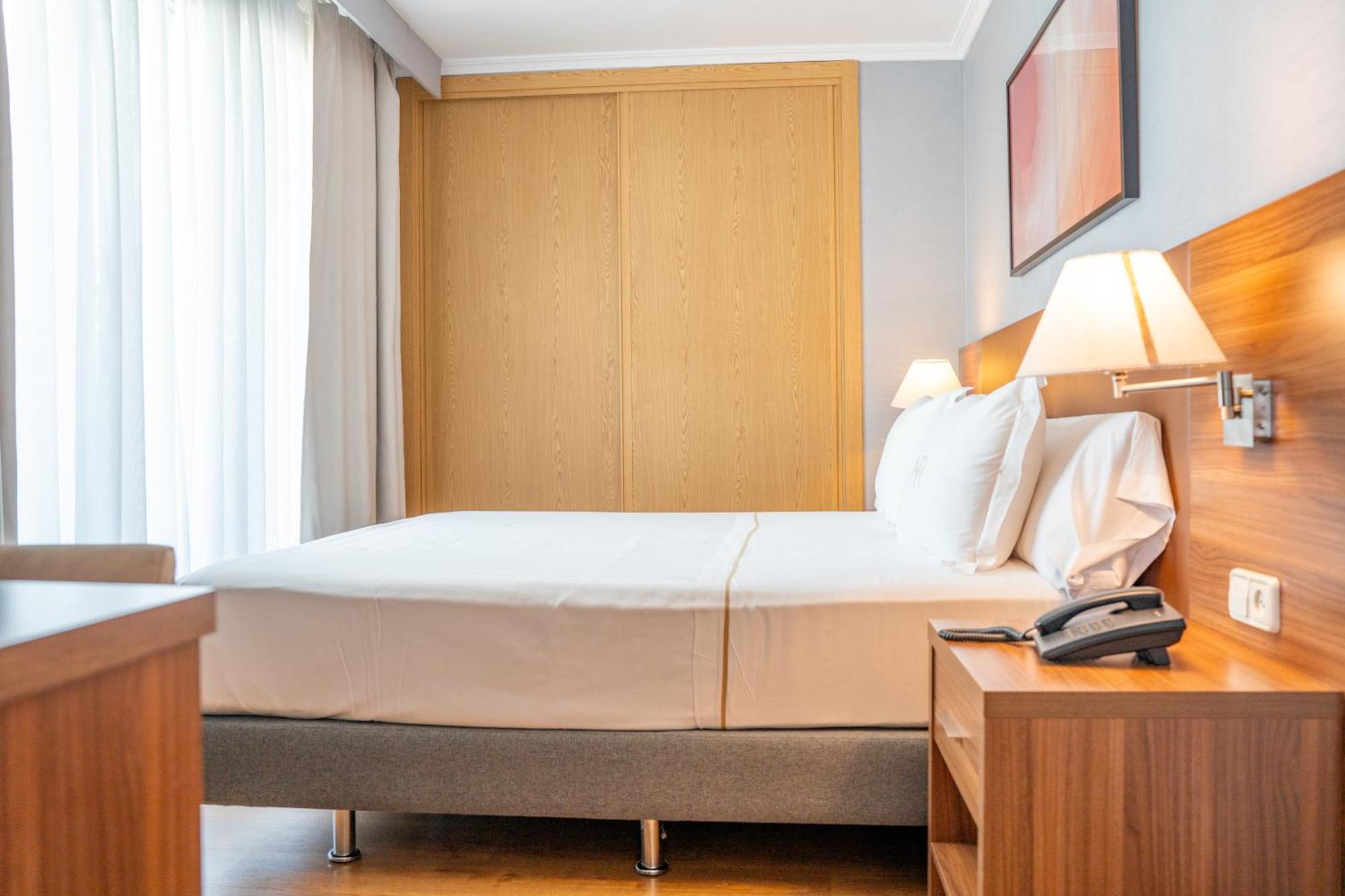 Aparto-hotel Rosales Apart-hotel Madri